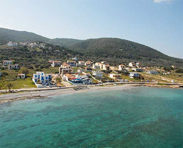 Η ΠΑΡΑΛΙΑ ΑΠΟ ΤΗ ΣΚΑΛΑ ΣΤΟ ΜΕΓΑΛΟΧΩΡΙ